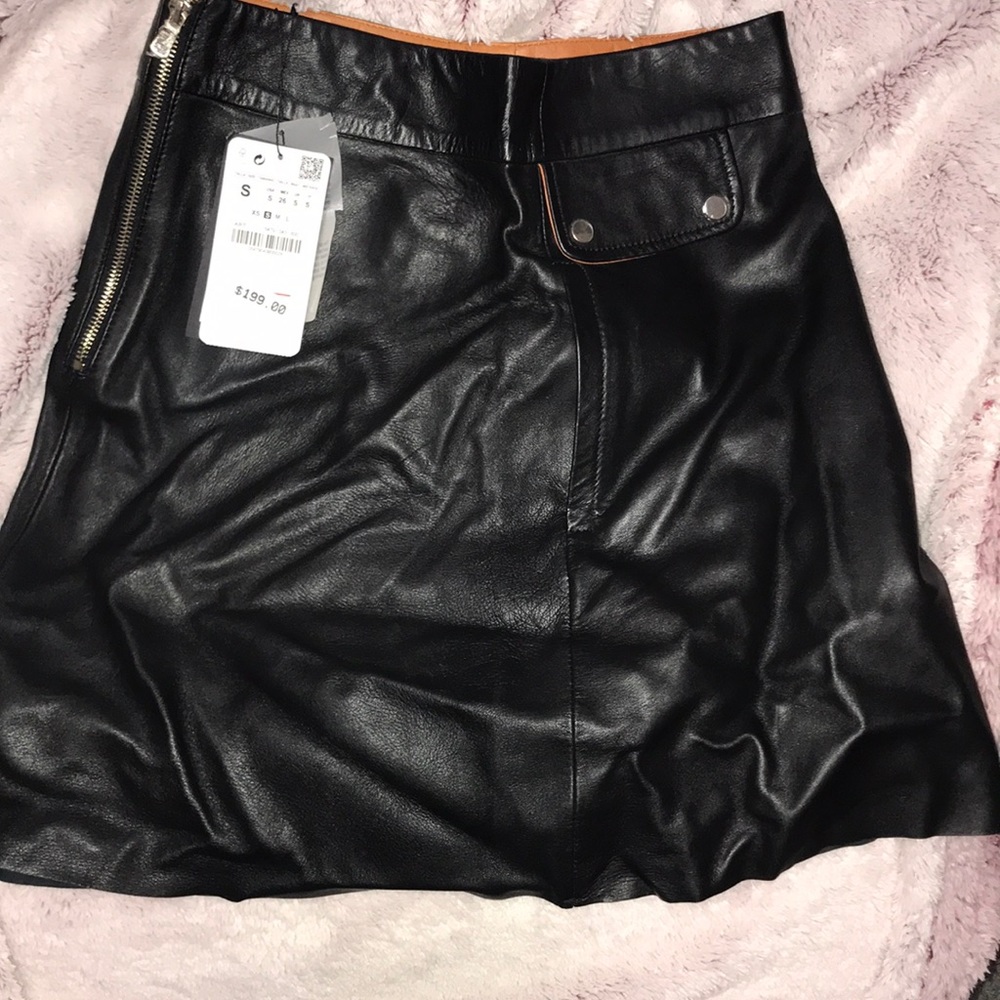 Leather Zara skirt!